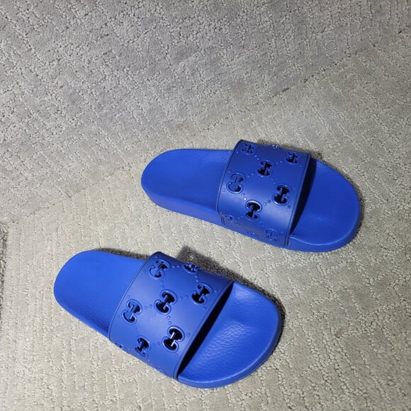 Gucci Pursuit Slide Men's Size US 10 Blue Rubber GG Perforated Sandals. - Picture 9 of 10